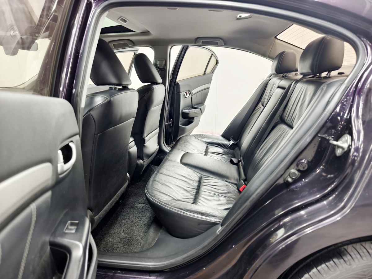 Honda Civic 2012 car image #10