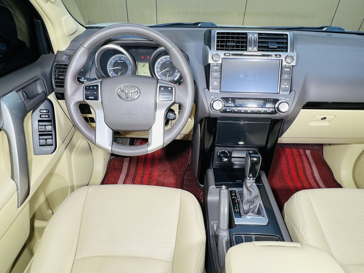 Toyota 2015 #10 Toyota 2015 car image #10