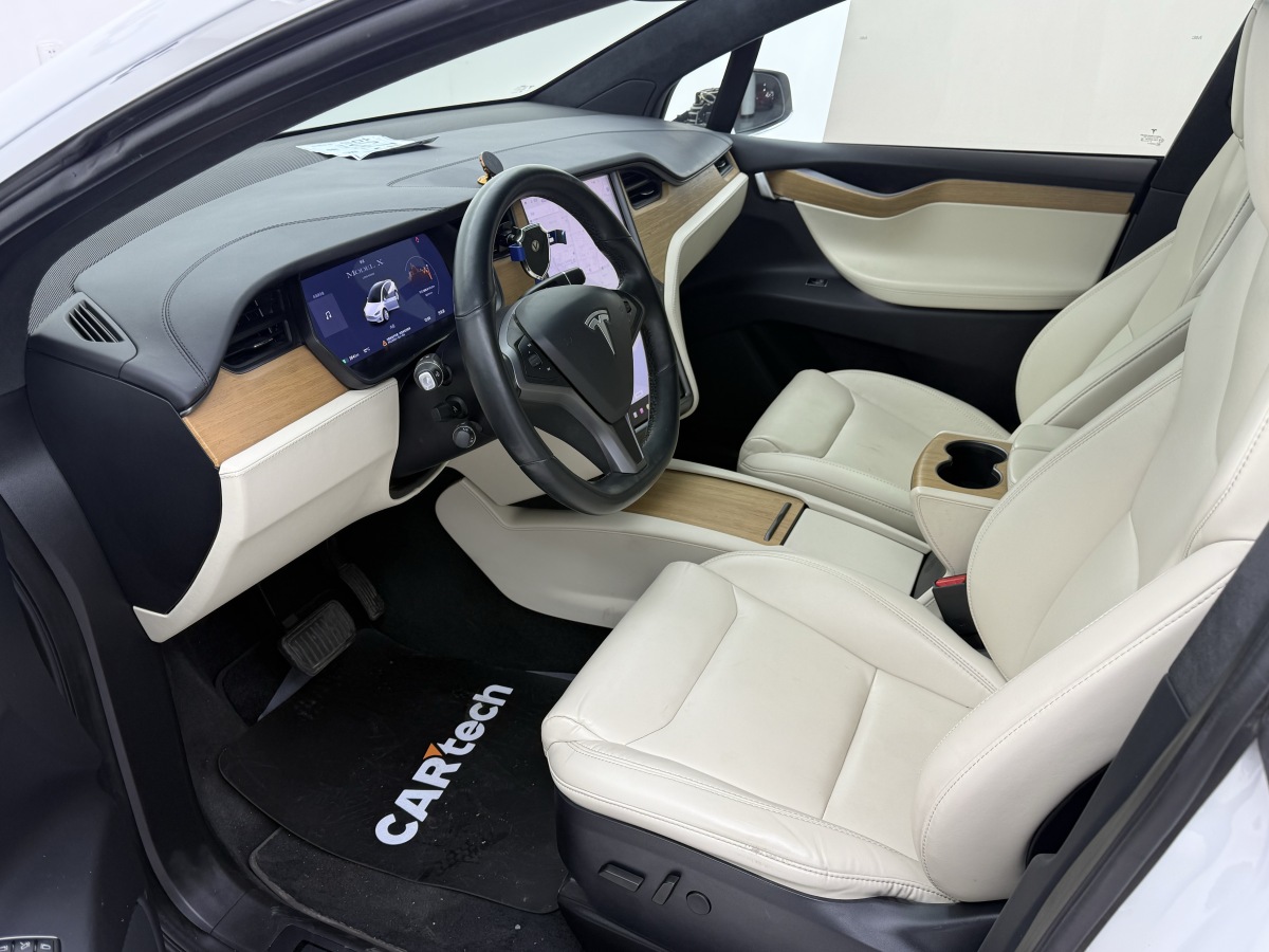 Tesla Model X 2020 immagine di auto #10