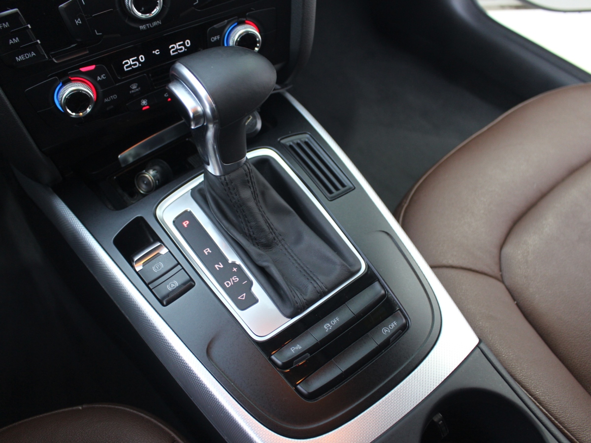 Audi A4L 2015 #10 Audi A4L 2015 car image #10