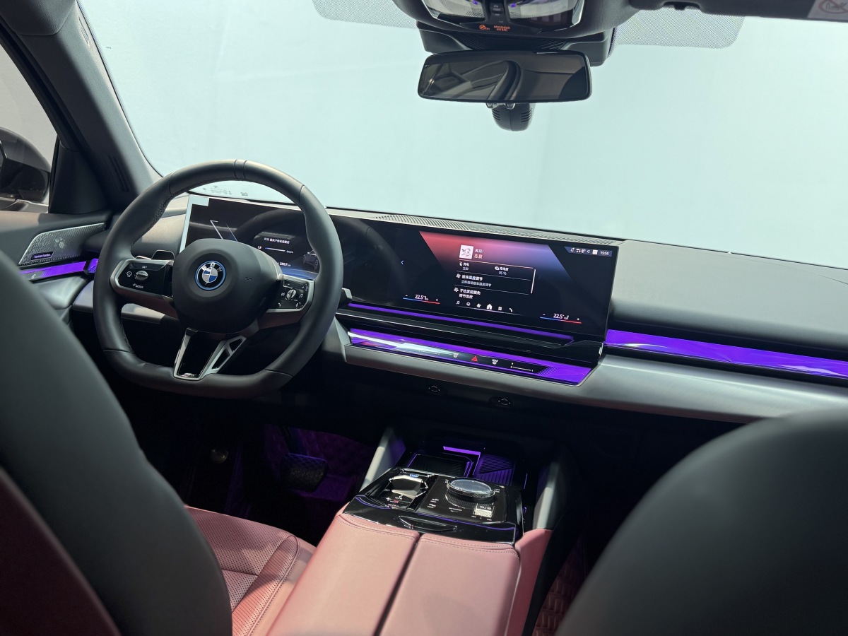 BMW i5 2025 car image #10