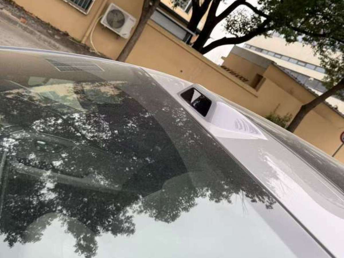 BYD Han 2025 car image #10