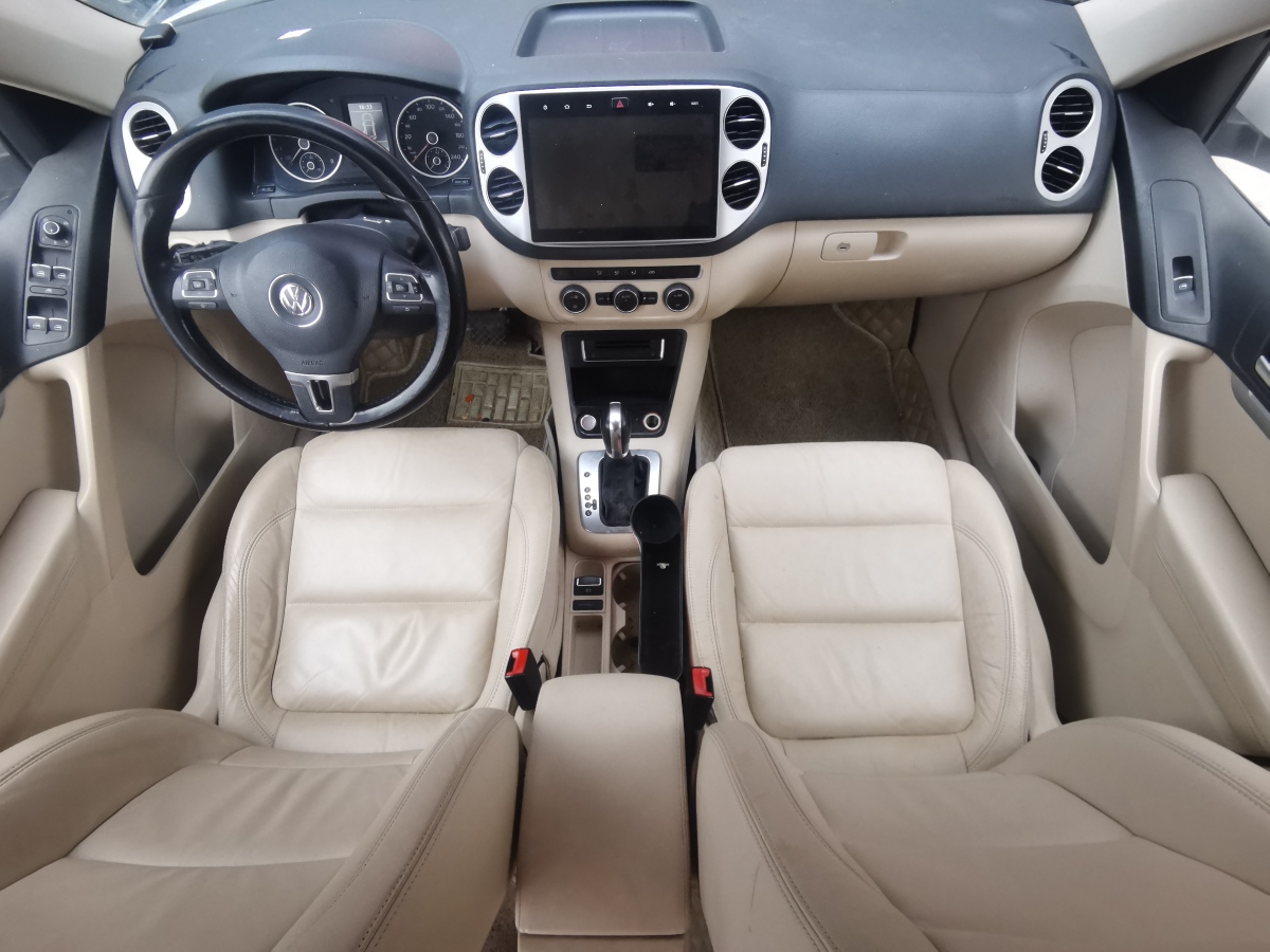 Volkswagen Tiguan 2015 car image #10