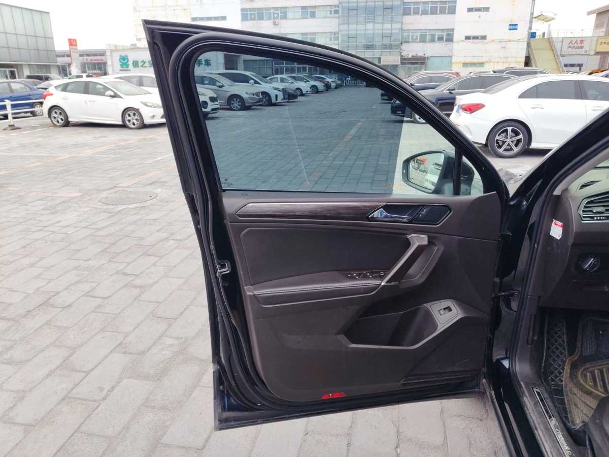 Volkswagen Tiguan X 2017 car image #10