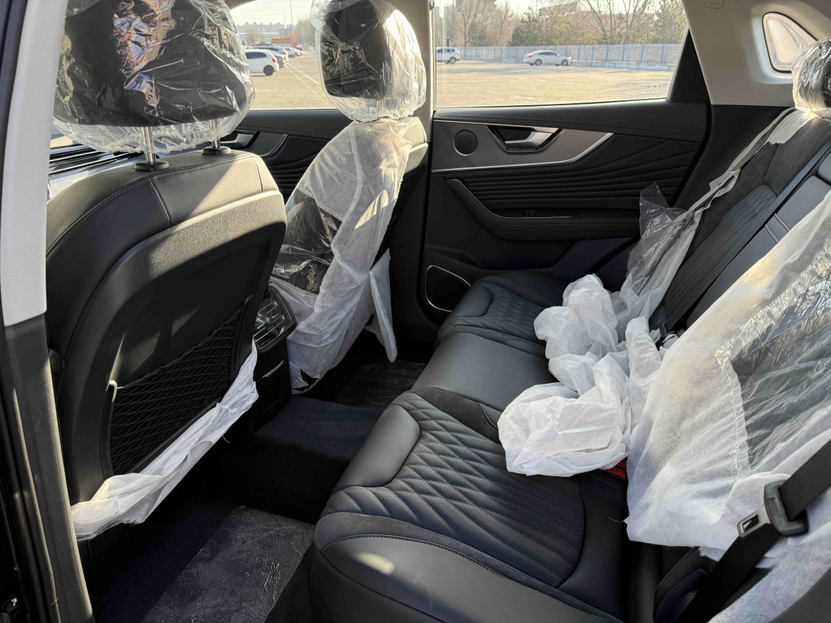 HongQi HS5 2025 car image #10