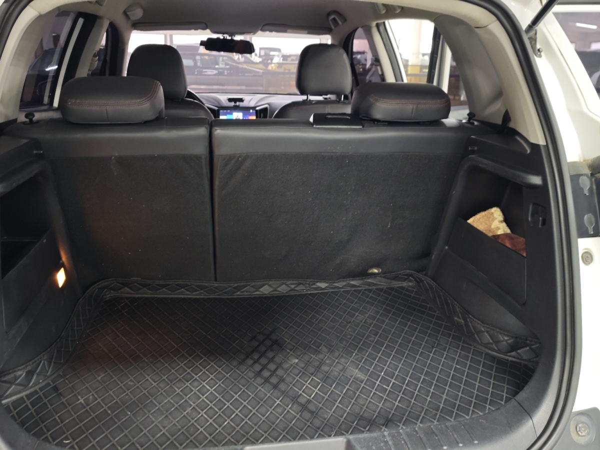 Changan CS15 2017 #10 Changan CS15 2017 imagen de coche #10