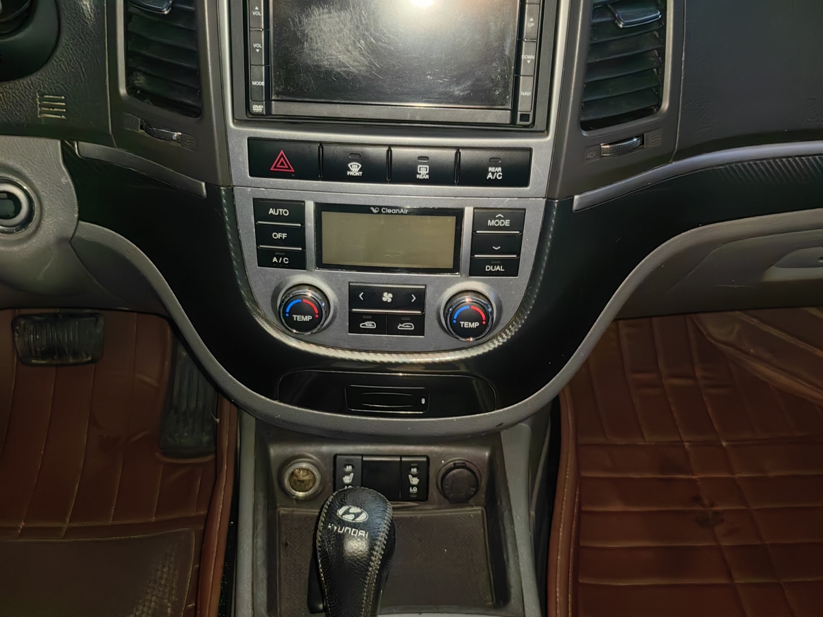 Hyundai Santa Fe Classic 2010 #10 Hyundai Santa Fe Classic 2010 car image #10