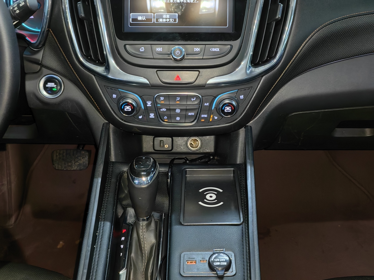 Chevrolet Equinox 2018 car image #10