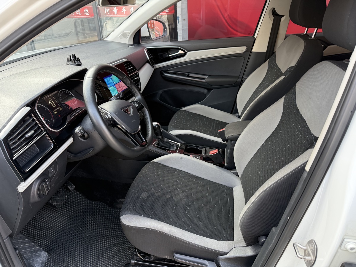 Jetta VS7 2023 car image #10