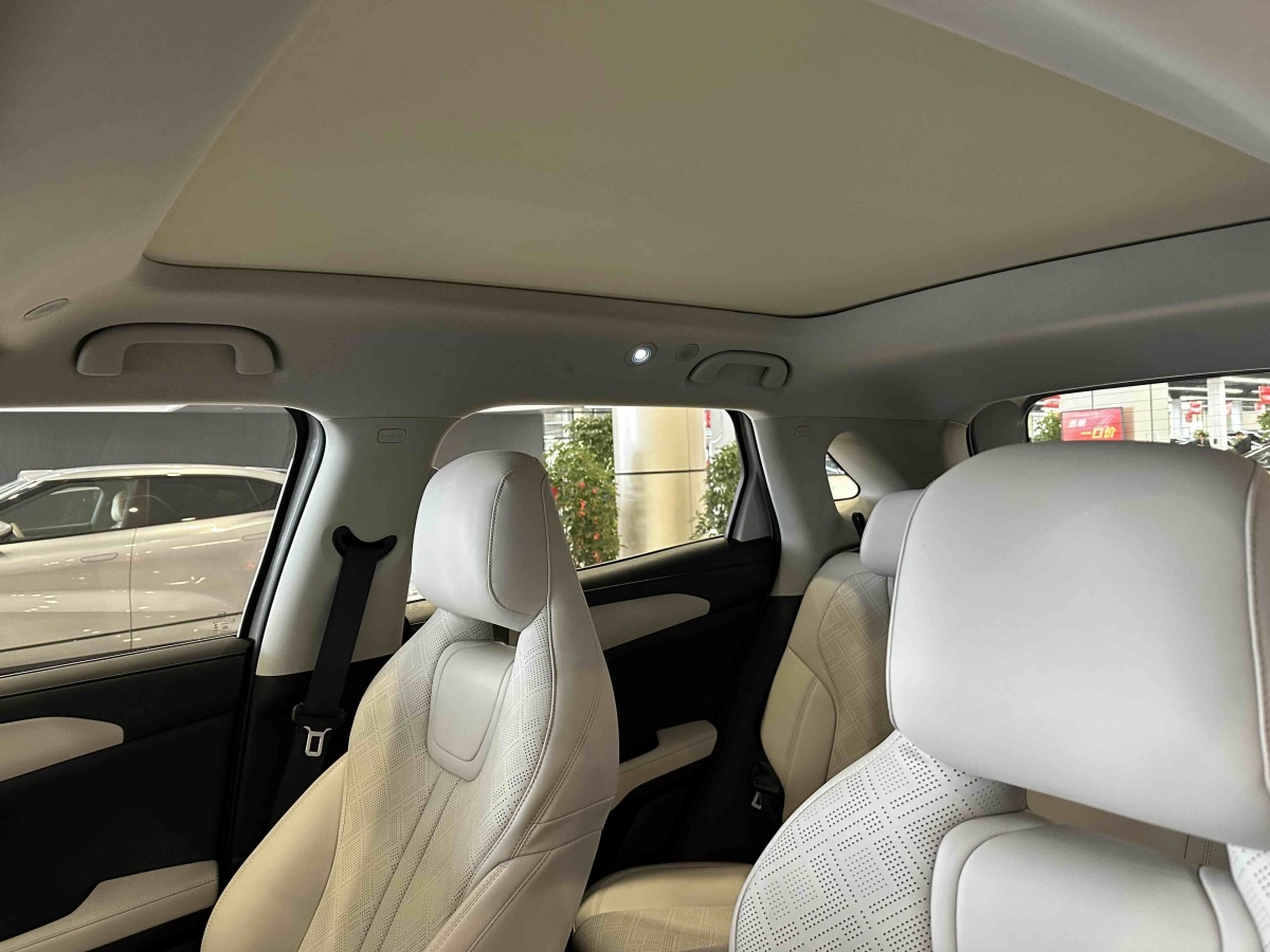 BYD YuanUP 2025 car image #10