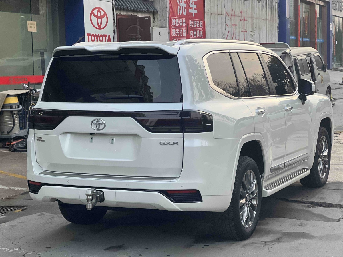 Toyota 2025 car image #10