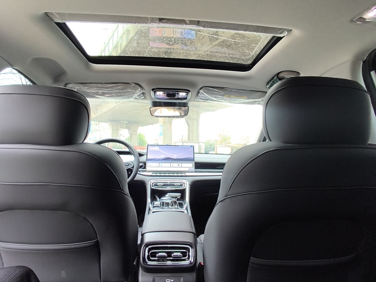 GEELY Emgrand 2025 immagine di auto #10