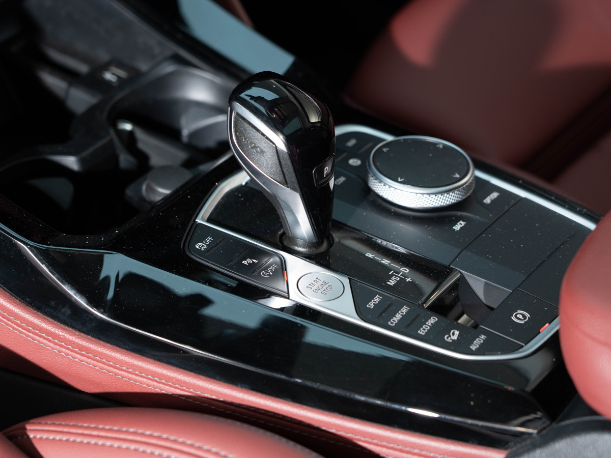 BMW X4 2021 immagine di auto #10