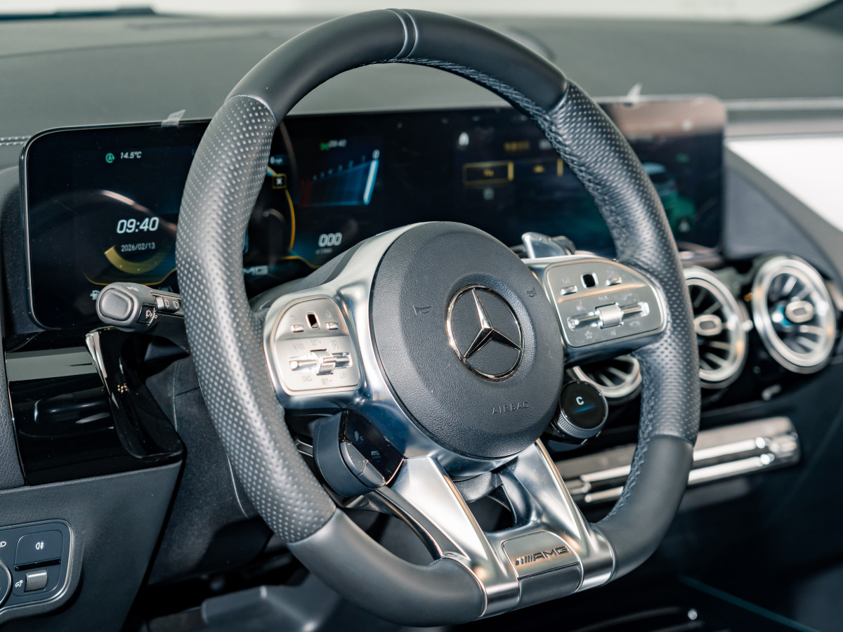 Mercedes-Benz GLA AMG 2023 car image #10