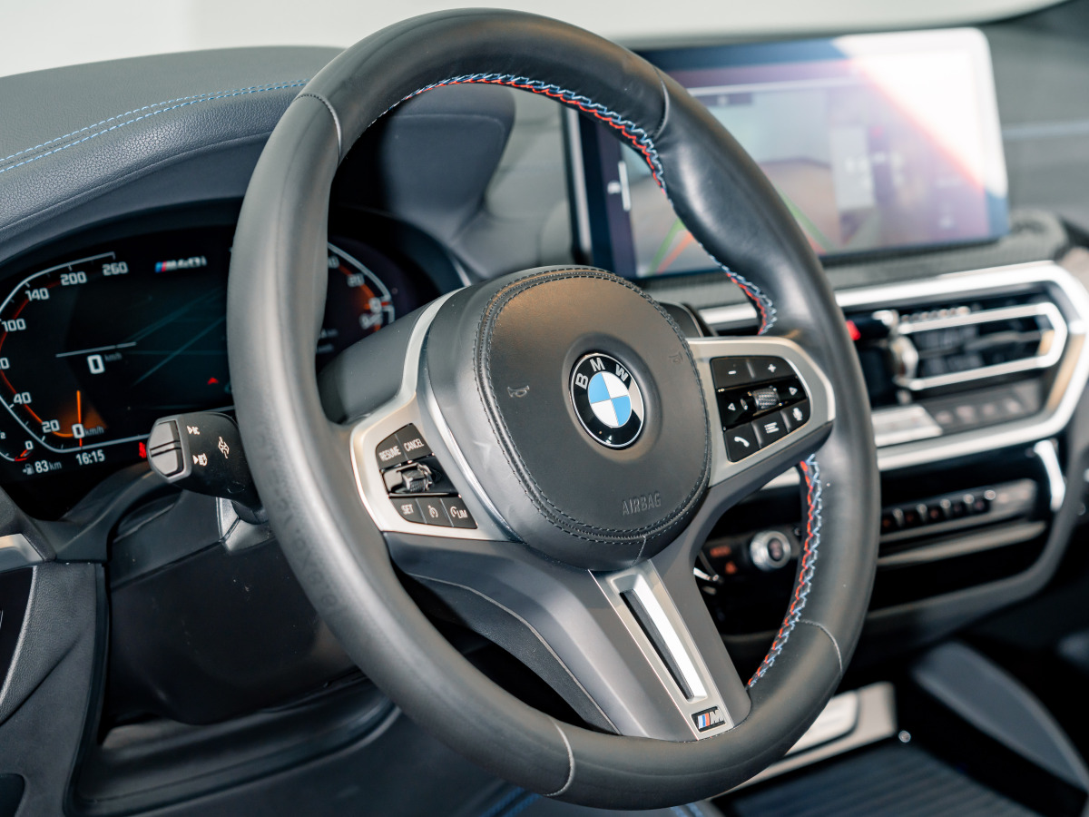 BMW X4 2023 immagine di auto #10