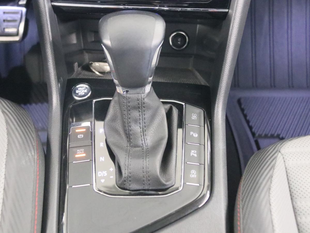 Volkswagen Tiguan X 2021 car image #10