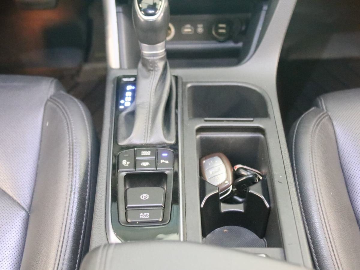 Hyundai Sonata 2015 immagine di auto #10