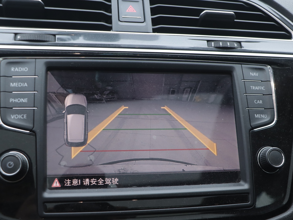 Volkswagen Tiguan X 2018 car image #10