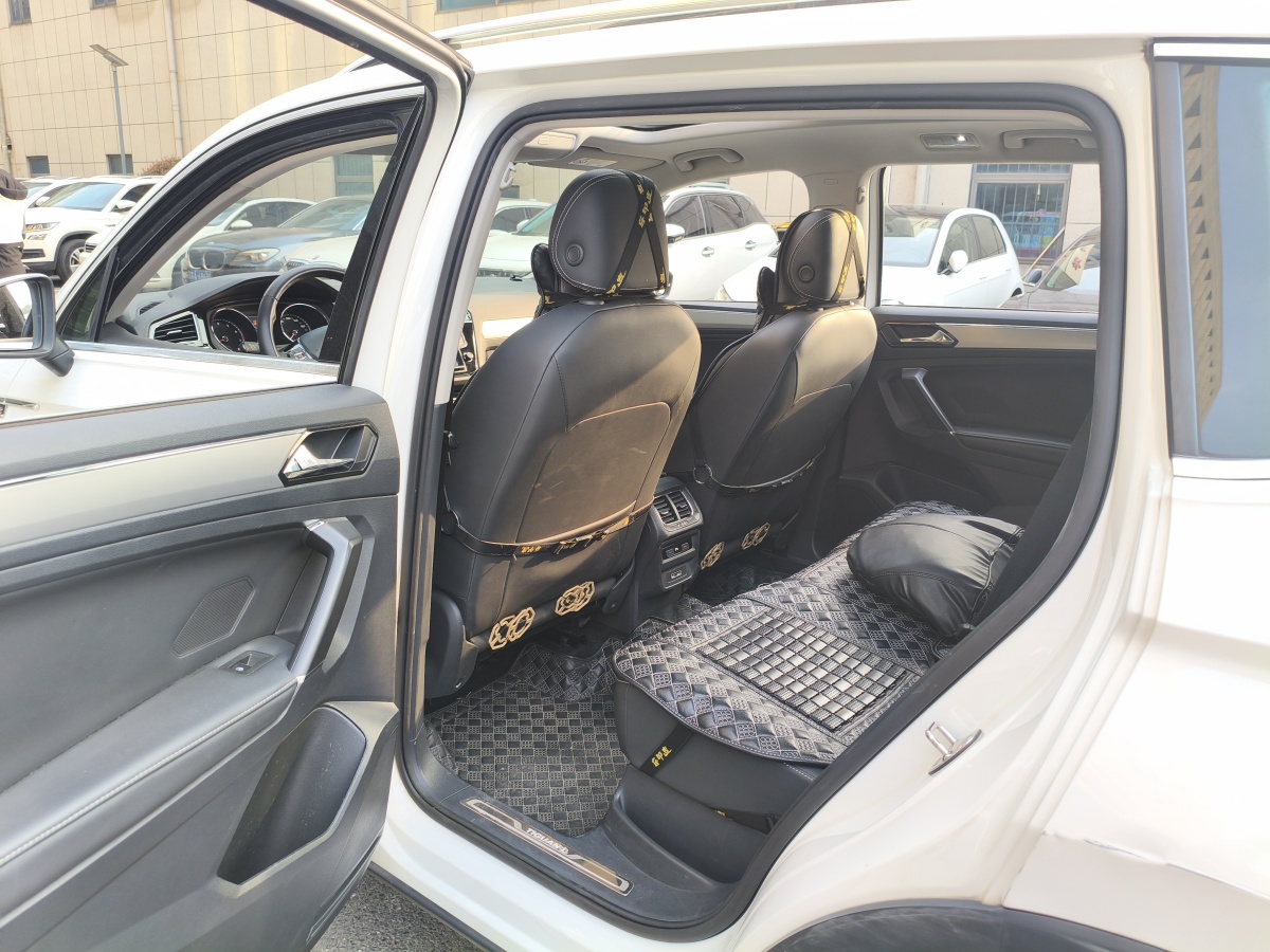 Volkswagen Tiguan X 2017 imagem de carro #10