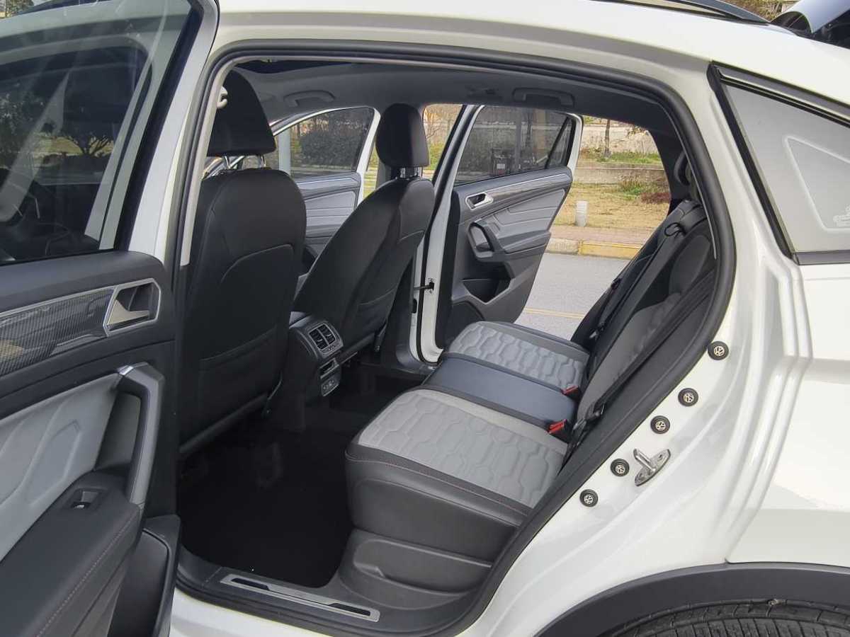 Volkswagen Tiguan X 2024 car image #10