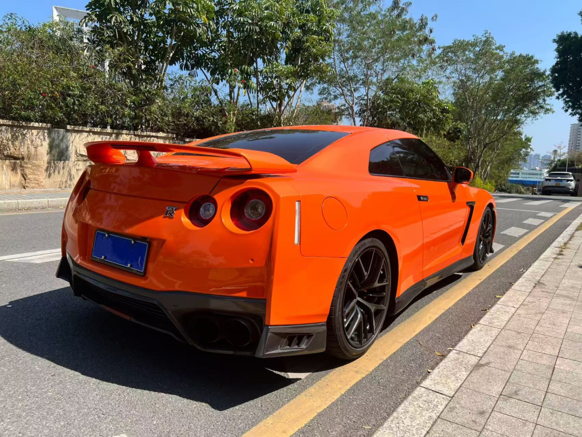 日产 日产GT-R 2017 汽车图片 #10