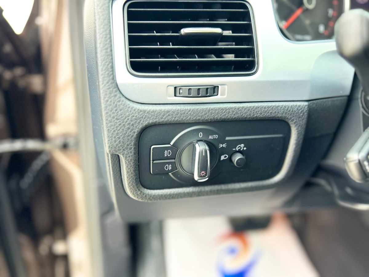 Volkswagen Touareg 2014 car image #10