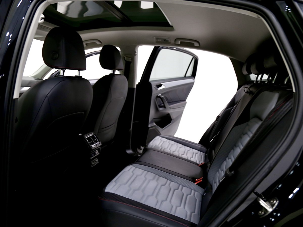 Volkswagen Tiguan X 2021 car image #10