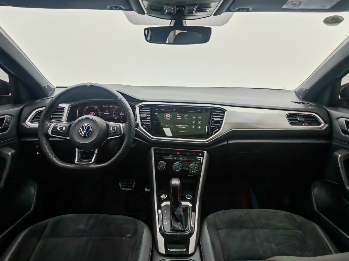 Volkswagen T-Roc 2022 immagine di auto #10