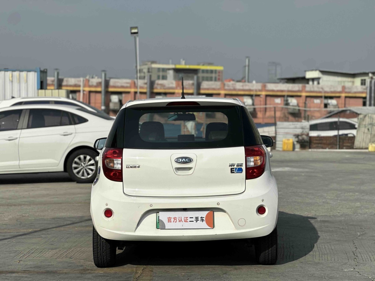 JAC 2019 car image #10