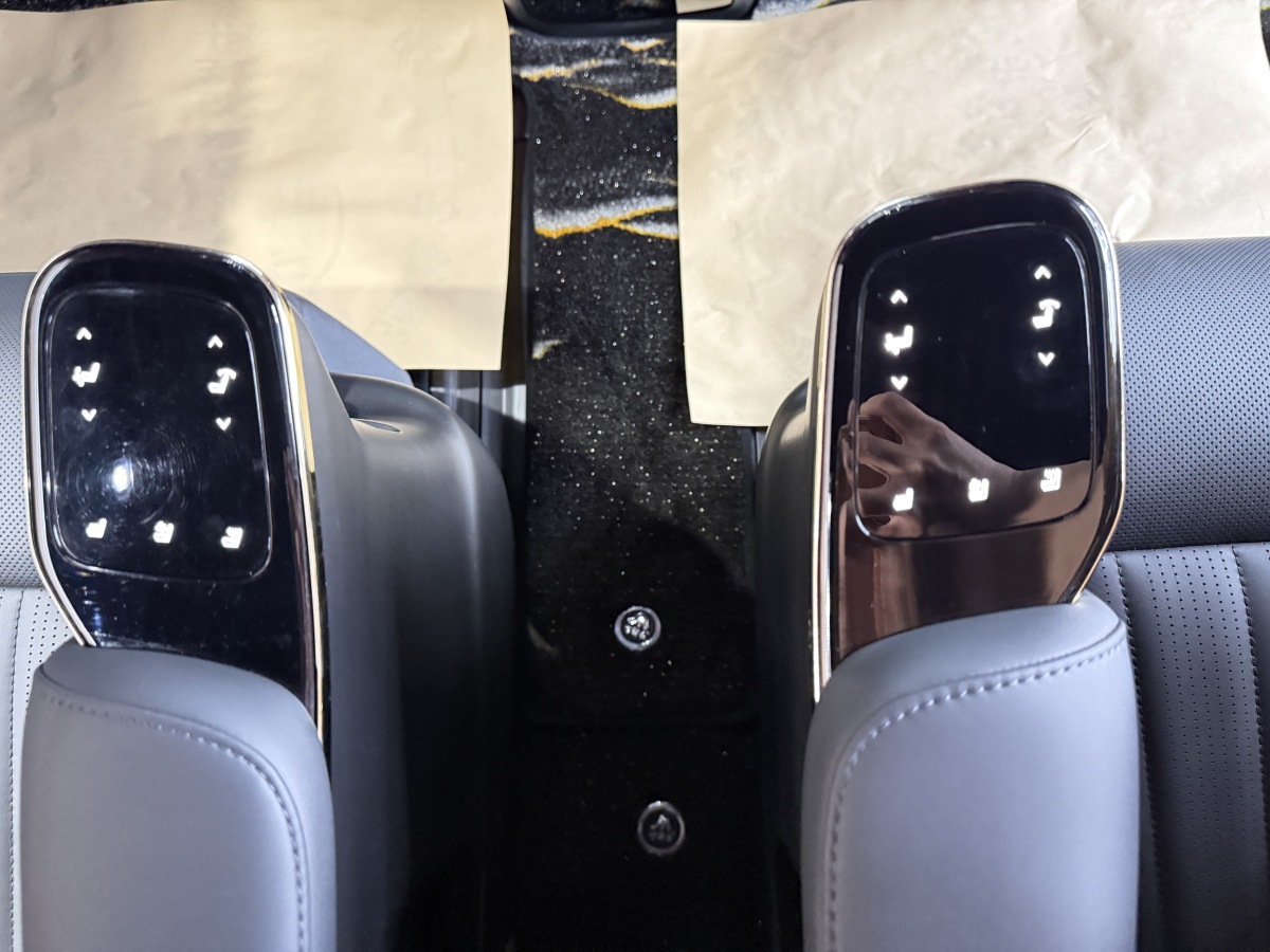 广汽传祺 传祺M8 2025 汽车图片 #10