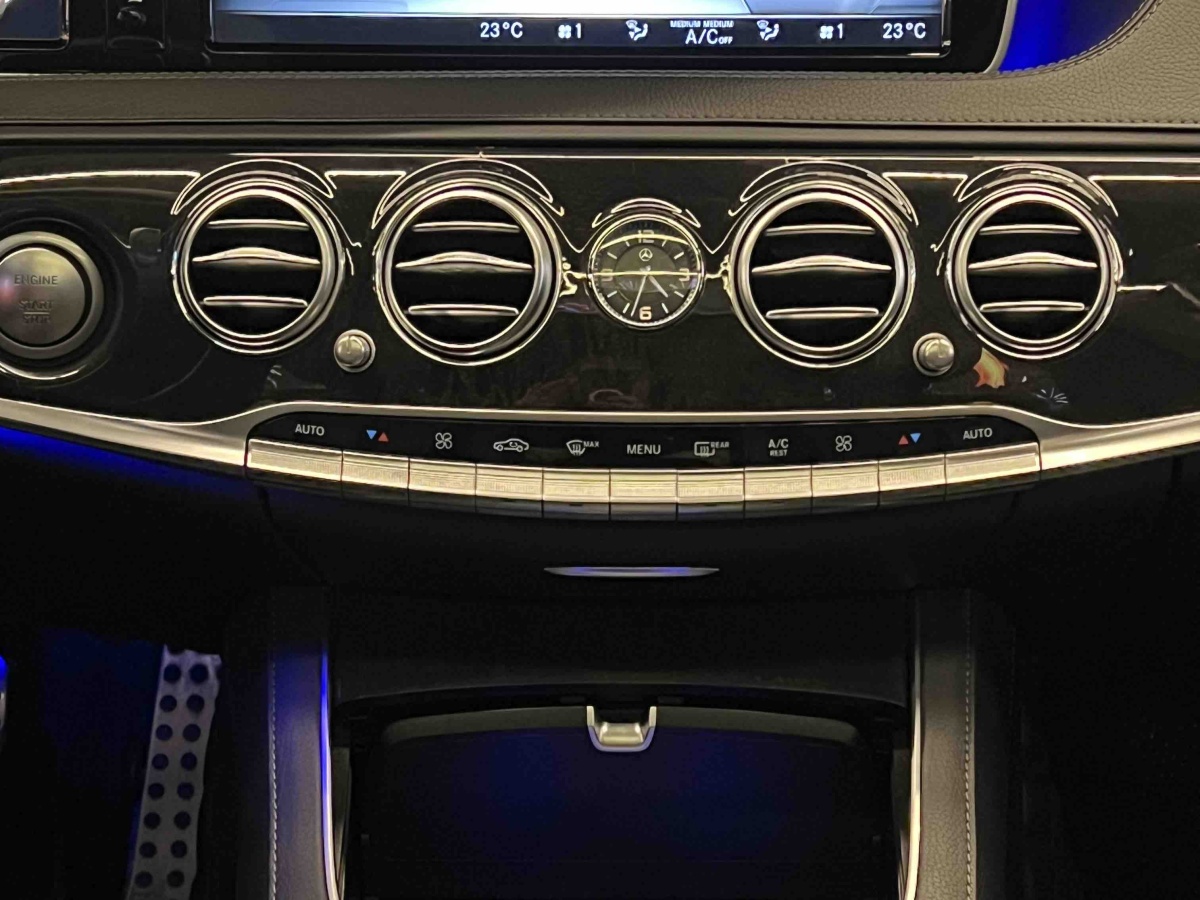 Mercedes-Benz 2017 car image #10