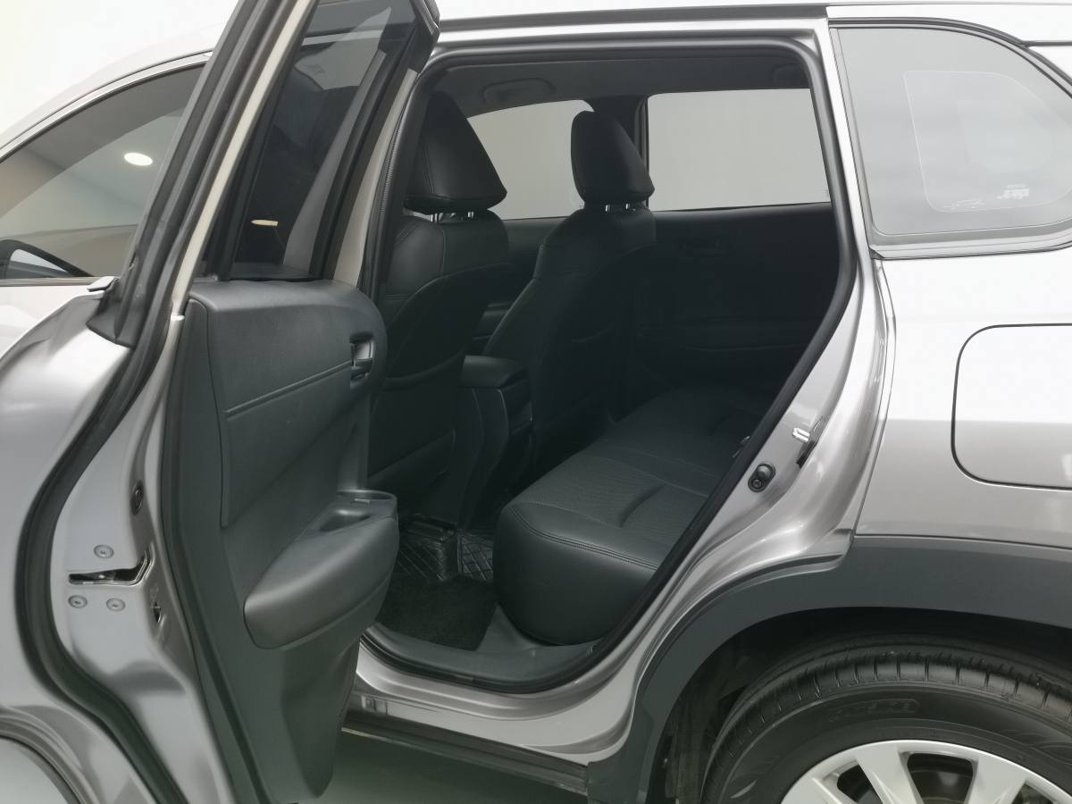 Toyota Corolla Cross 2025 car image #10