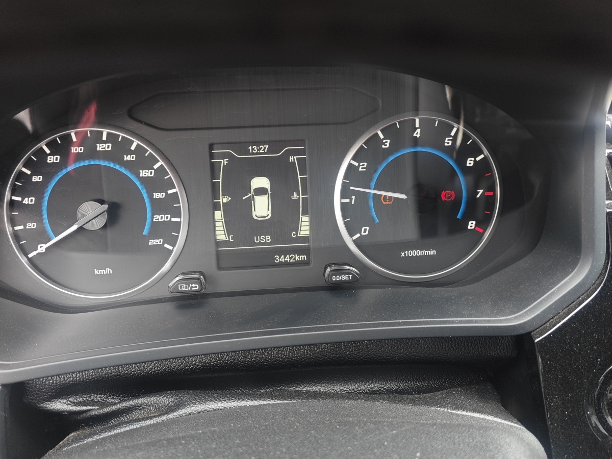 Chery Tiggo 3x 2024 car image #10