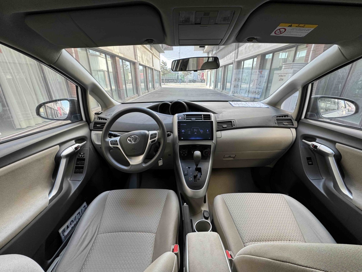 Toyota Verso 2014 car image #10