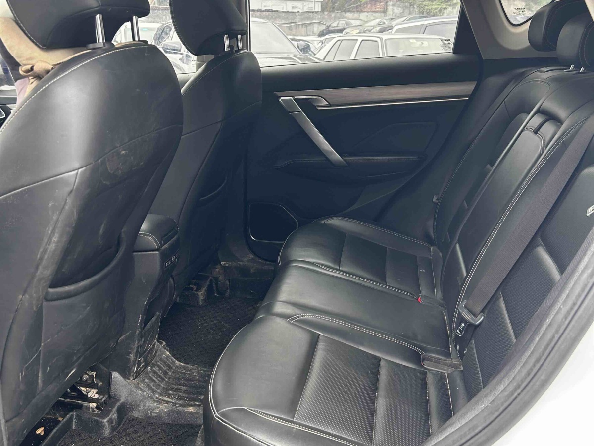 GEELY Coolray 2019 immagine di auto #10