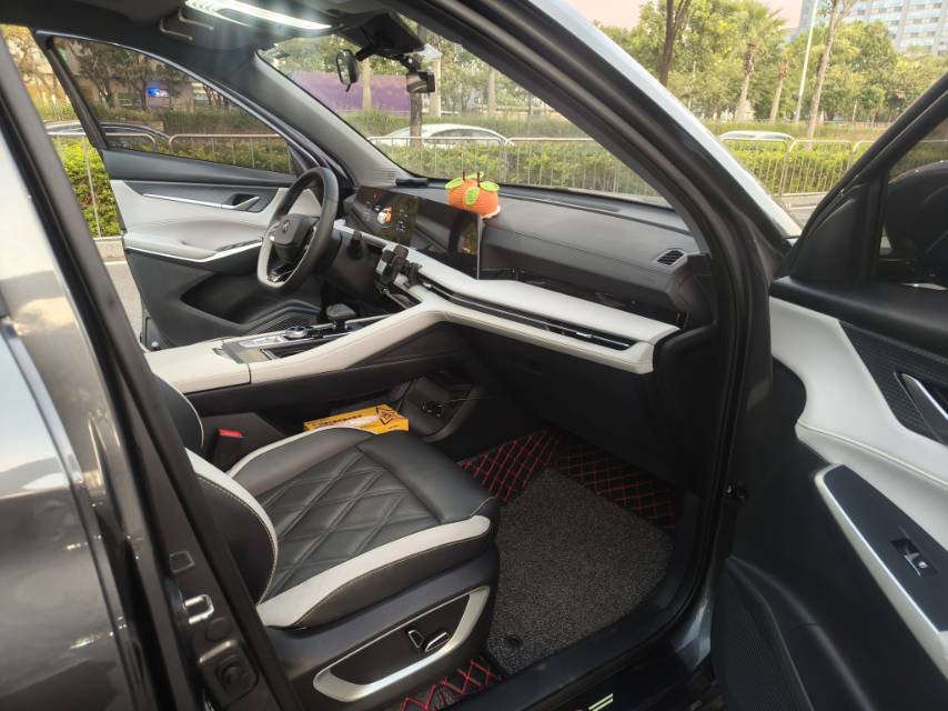 Changan CS75 Plus 2023 car image #10