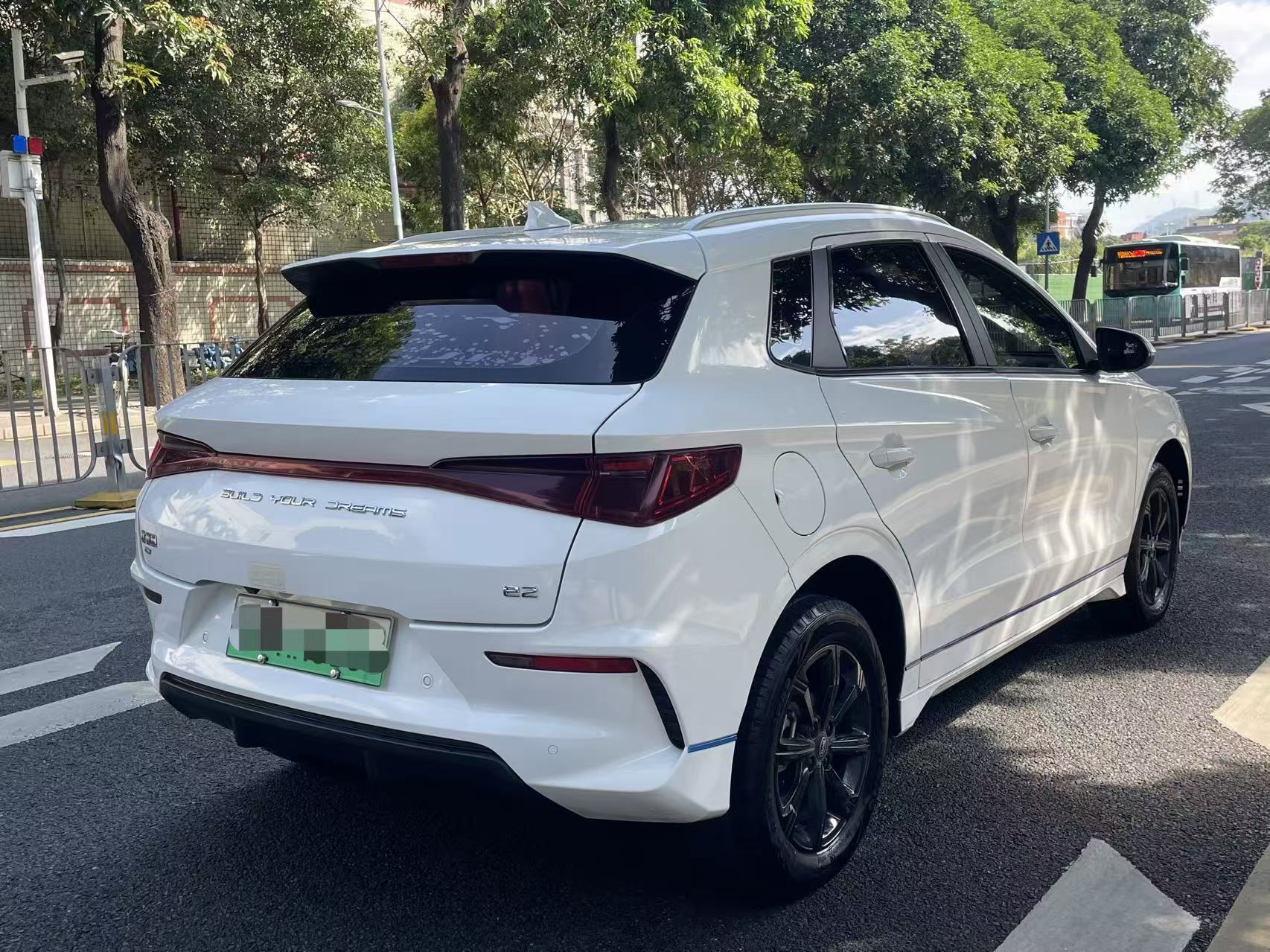 BYD e2 2021 #10 BYD e2 2021 صورة سيارة #10