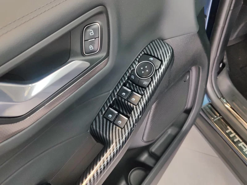 Ford Escape 2022 immagine di auto #10