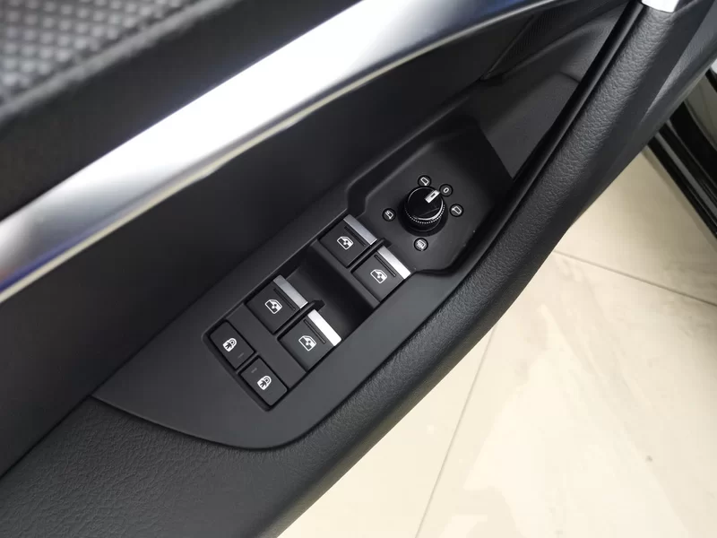 Audi A6 2021 car image #10