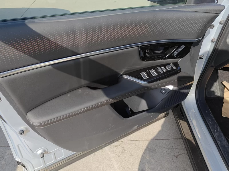 Honda P7 2025 car image #10