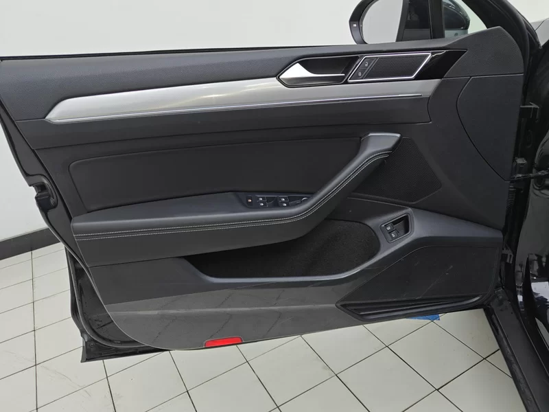 Volkswagen Magotan GTE 2022 #10 Volkswagen Magotan GTE 2022 car image #10