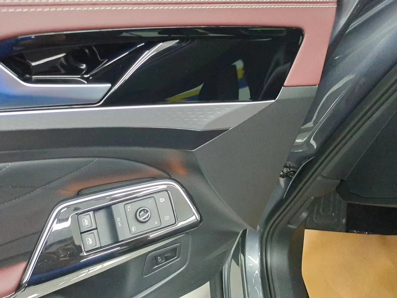 Volkswagen ID.6 X 2022 #10 Volkswagen ID.6 X 2022 immagine di auto #10