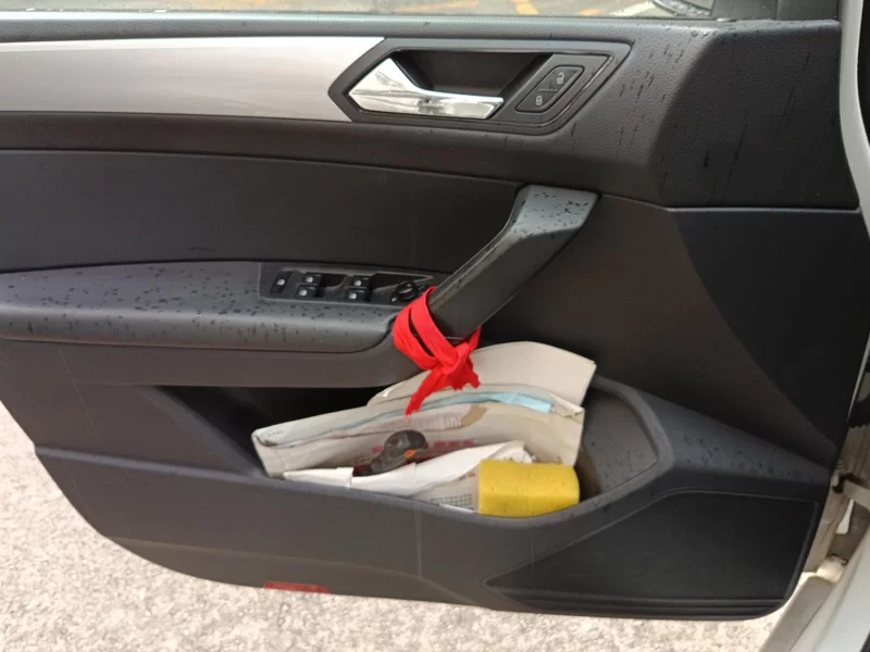 Volkswagen Touran 2018 car image #10