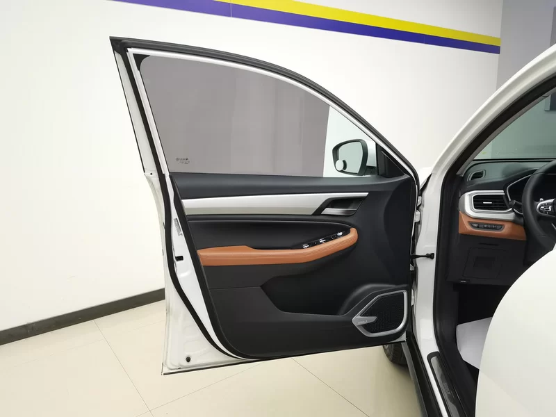 GEELY Vision X6 2020 car image #10