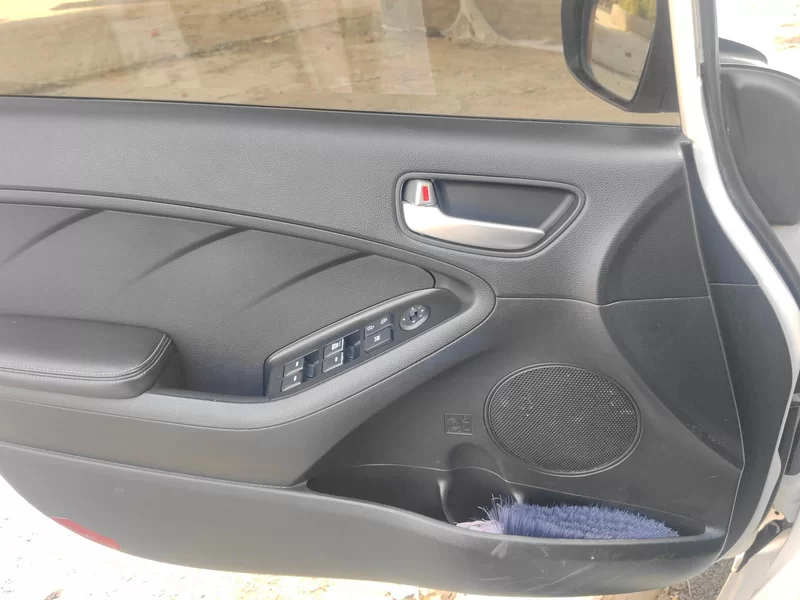 起亚 起亚K3 2018 汽车图片 #10