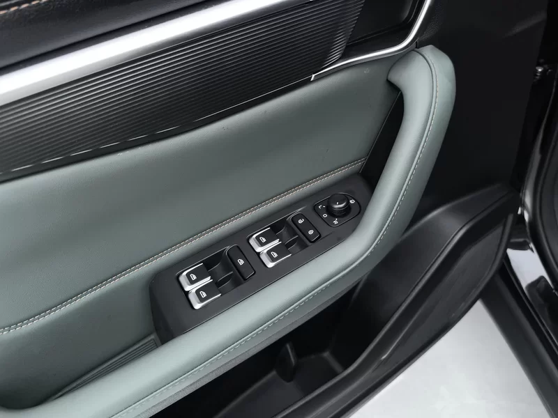 GEELY Okavango 2023 car image #10