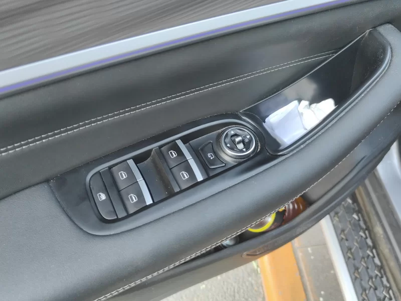 Chery Tiggo 8 Plus e+ 2021 صورة سيارة #10