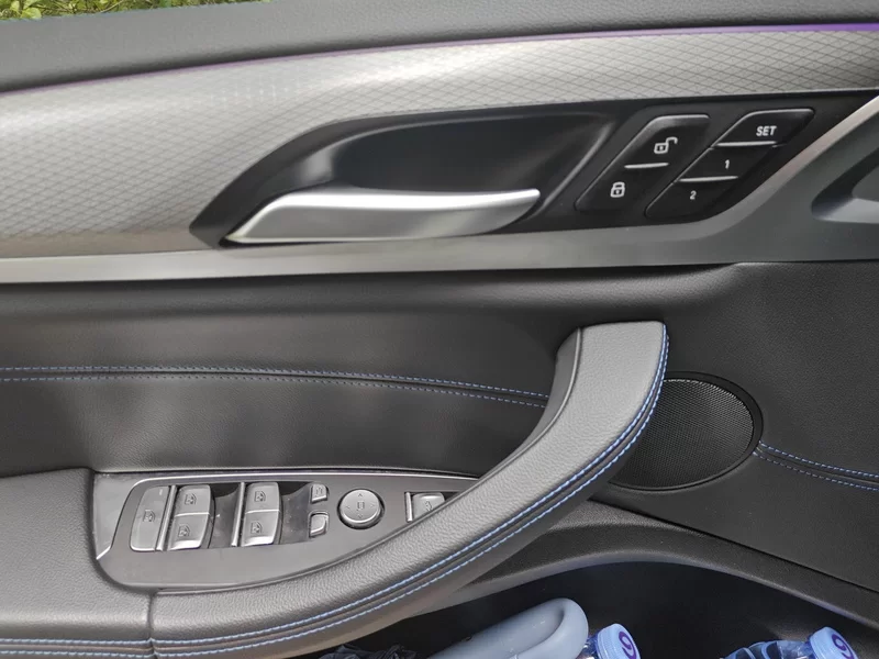 BMW X4 M40i 2020 car image #10