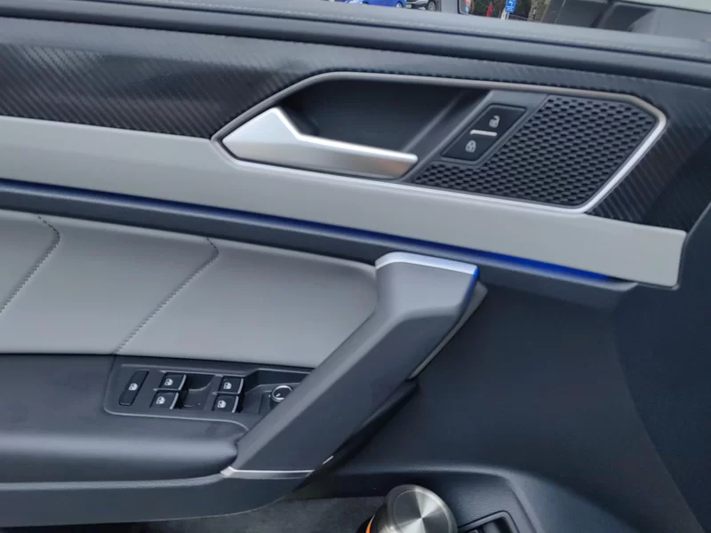 Volkswagen Tayron GTE 2022 #10 Volkswagen Tayron GTE 2022 car image #10