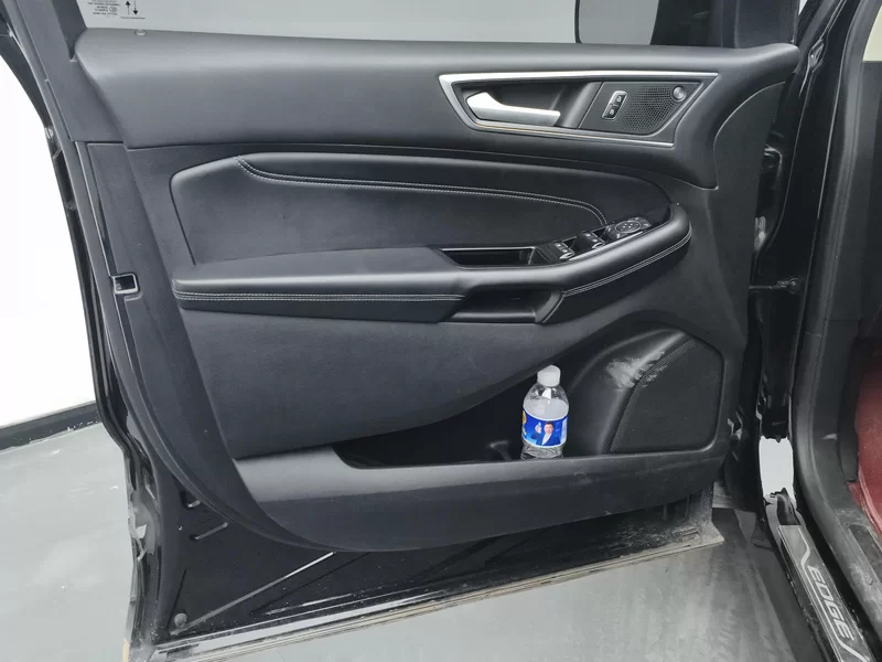 Ford Edge 2021 car image #10